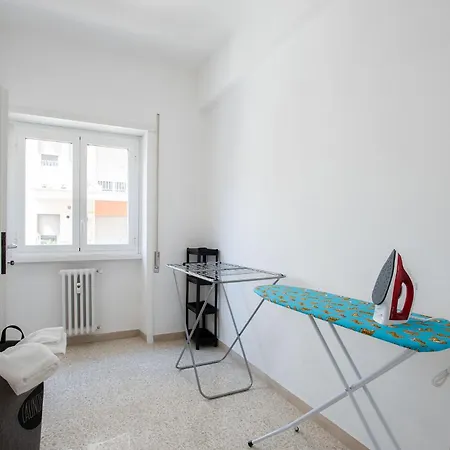 Apartment R&r-tuscolana Spacious Front Of The Subway Rome