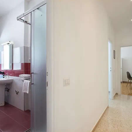 Apartment R&r-tuscolana Spacious Front Of The Subway
