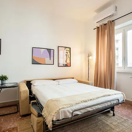 Appartement R&r-tuscolana Spacious Front Of The Subway *